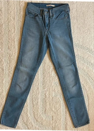🌹Jean Levi's 311 Skinny Bleu Taille W25   JL22, marke: Levi's, zustand: Sehr gut, größe: XS / 34 / 6, 25,00 €, 26,95 € beinhaltet Vinted-Käuferschutz Pro