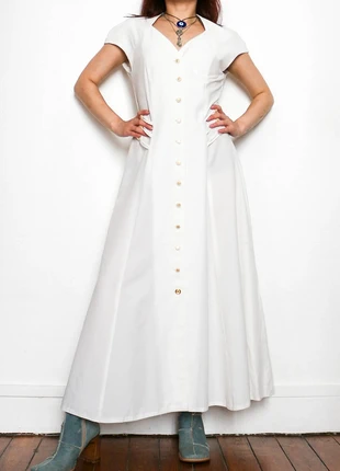 White buttoned dress | Robe longue blanche à boutons, marque: Vintage, état: Très bon état, taille: S / 36 / 8, 16,00 €, 17,50 € Protection acheteurs (Pro) incluse