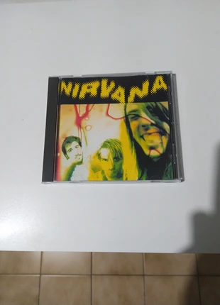 Cd nirvana - unreleased tracks, zustand: Sehr gut, 13,00 €, 14,35 € inklusive Vinted-Käuferschutz