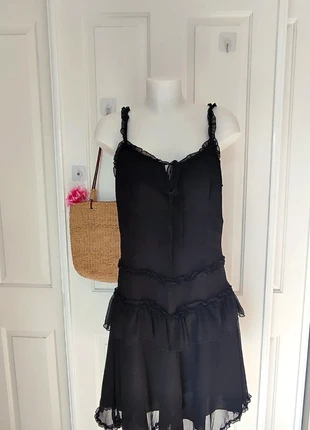 Robe volant dentelle noire 44, zustand: Sehr gut, größe: XXL / 44 / 16, 16,00 €, 17,50 € inklusive Vinted-Käuferschutz