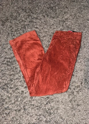 Pantalon En Velours Côtelé enfant / Corduroy Zara Rouge coton cotelé coupe slim taille 9–10 ans, merk: Zara, staat: Heel goed, maat: 10 jaar / 140 cm, € 6,00, € 7,00 inclusief Kopersbescherming