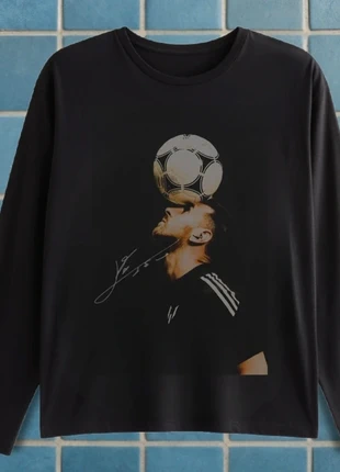 Tee-shirt longues manches Lionel Messi taille M tout neuf, brand: MESSI, condizioni: Nuovo senza cartellino, taglia: M, €35.00, €37.45 include la Protezione acquisti