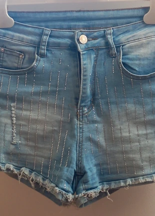 Jeans corto tg.M, marque: Denim, état: Très bon état, taille: M / 38 / 10, 1,45 €, 2,22 € Protection acheteurs incluse