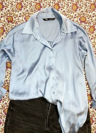 Chemise satin bleu ciel Zara S/36 très bonne état, marke: Zara, zustand: Sehr gut, größe: S / 36 / 8, 7,00 €, 8,05 € inklusive Vinted-Käuferschutz