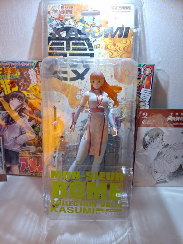 Kasumi figure - Monsieur Bome 1