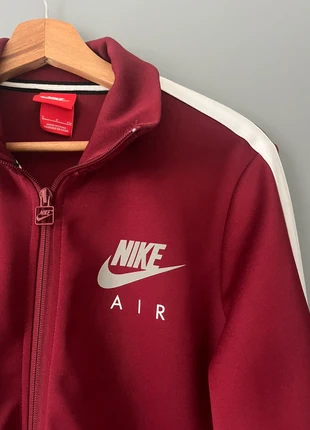 Veste Nike Air Rouge – Taille S – Très bon état, marque: Nike Air, état: Très bon état, taille: S, 12,00 €, 13,30 € Protection acheteurs incluse