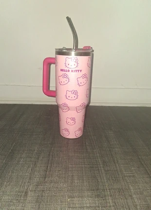 Stanley Hello kitty, brand: Stanley, condition: New without tags, €15.00, €16.45 includes Buyer Protection