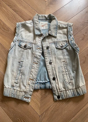 Veste sans manches en jeans bleu clair, condition: Very good, size: M / 38 / 10, €8.00, €9.10 includes Buyer Protection