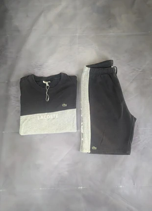 Ensemble lacoste été short t-shirt gris noir logo brodé vert taille xs homme, marque: Lacoste, état: Très bon état, taille: XS, 60,00 €, 63,70 € Protection acheteurs (Pro) incluse