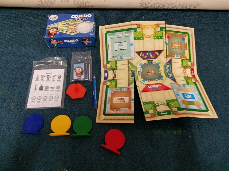 Cluedo Junior Board Game Happy Meal Hasbro Complete Sealed Contents VGC
