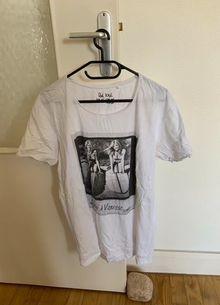 T-shirt RedSoul blanc, marke: Red Soul, zustand: Gut, größe: XL, 4,00 €, 4,90 € inklusive Vinted-Käuferschutz