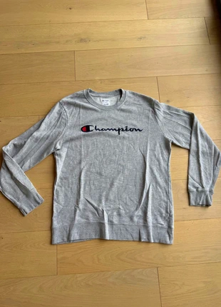 Magnifique Sweat Chamion 02IT19, marca: Champion, estado: Muy bueno, tamaño: L, 8,00 €, 9,10 € Protección al comprador incluida