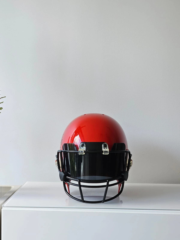 Un casque high-tech révolutionne le football américain pour les