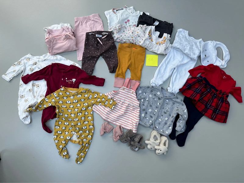 Pakket meisjeskleding maat 56