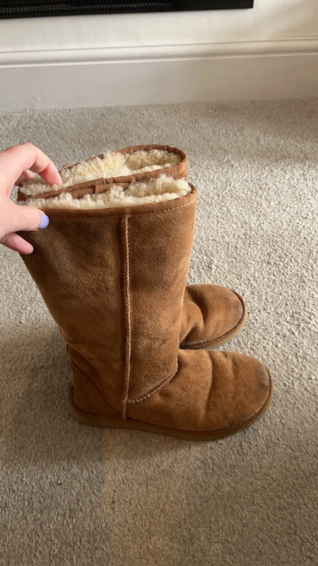 Ugg classic tall sale chestnut