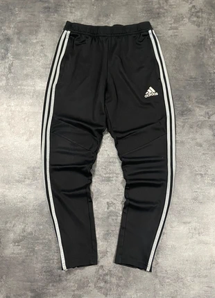 Adidas 00's Black & White Joggers – 3-Stripes | Stamped Logo | Y2K Sporty Streetwear, marque: adidas, état: Très bon état, taille: M, 9,90 €, 11,10 € Protection acheteurs incluse