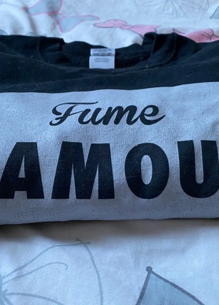 Fume l’amour , merk: Gildan, staat: Heel goed, maat: M, € 5,00, € 5,95 inclusief Kopersbescherming