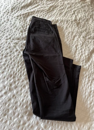 Pantalones Chinos Negros de Hombre de Pull&Bear, marca: Pull & Bear, estado: Muito bom, tamanho: PT 36 | W26, €8.00, €9.10 inclui Proteção do Comprador