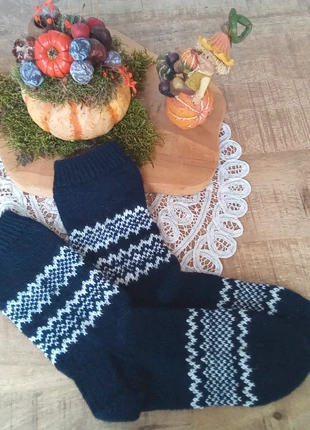 Handgebreide warme sokken in de maat 40/42, merk: Hand Knitted, staat: Nieuw zonder prijskaartje, maat: M | 39–42, € 20,00, € 21,70 inclusief Kopersbescherming