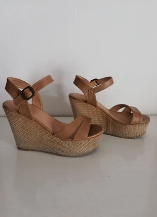 Sandalias plataforma, marca: Marypaz, estado: Muy bueno, tamaño: 36, 5,00 €, 5,95 € Protección al comprador incluida