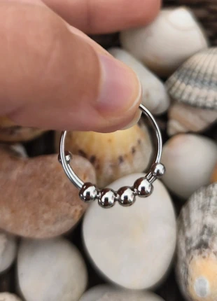 Bague acier ajustable - bague Anti-stress argentée, zustand: Sehr gut, größe: Größenverstellbar, 3,40 €, 4,27 € inklusive Vinted-Käuferschutz