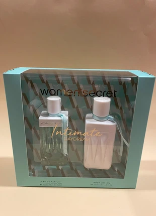 Pack colonia y body lotion, marca: Women'secret, estado: Nuevo con etiquetas, 17,00 €, 18,55 € Protección al comprador incluida