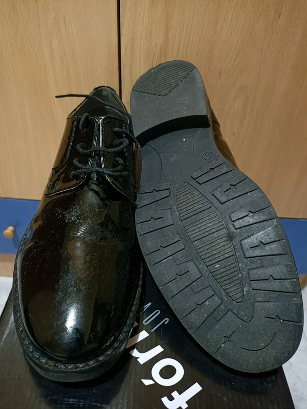 Zapatos de hombre Fórmula Joven,talla 40 - Vinted