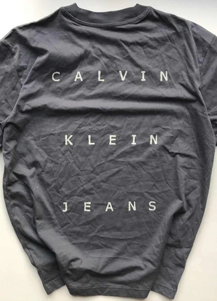 T-Shirt Oversized Calvin Klein, marca: Calvin Klein, estado: Novo com etiquetas, tamanho: L, €30.00, €32.20 inclui Proteção do Comprador