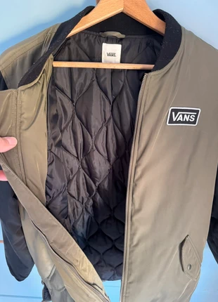 Giubbotto Vans Donna trapuntata, marke: Vans, zustand: Sehr gut, größe: M / 38 / 10, 30,00 €, 32,20 € inklusive Vinted-Käuferschutz