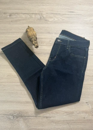 Jeans Levi’s Premium – Femme M – Marine – Authentique – Très bon état, merk: Levi's, staat: Heel goed, maat: M / 38 / 10, € 14,00, € 15,40 inclusief Kopersbescherming