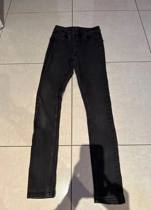 Jean femme skinny taille 34 noir, brand: Follow Me, condition: Good, size: XS / 34 / 6, €4.00, €4.90 includes Buyer Protection