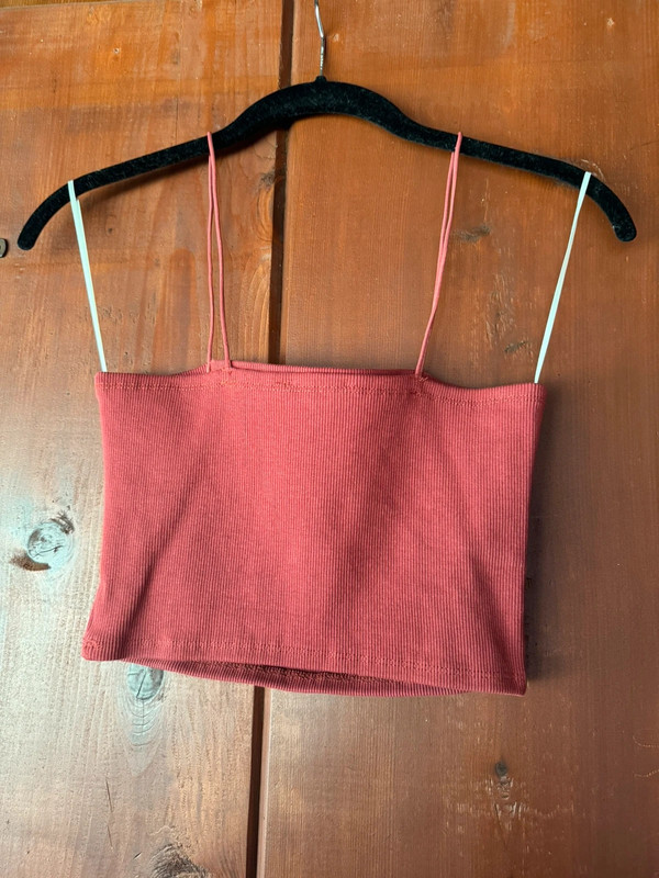 Red bandeau crop top 3