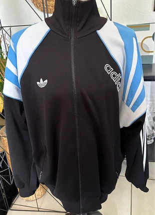 Gilet adidas vintage taille m, merk: adidas, staat: Heel goed, maat: M, € 28,00, € 30,10 inclusief Kopersbescherming