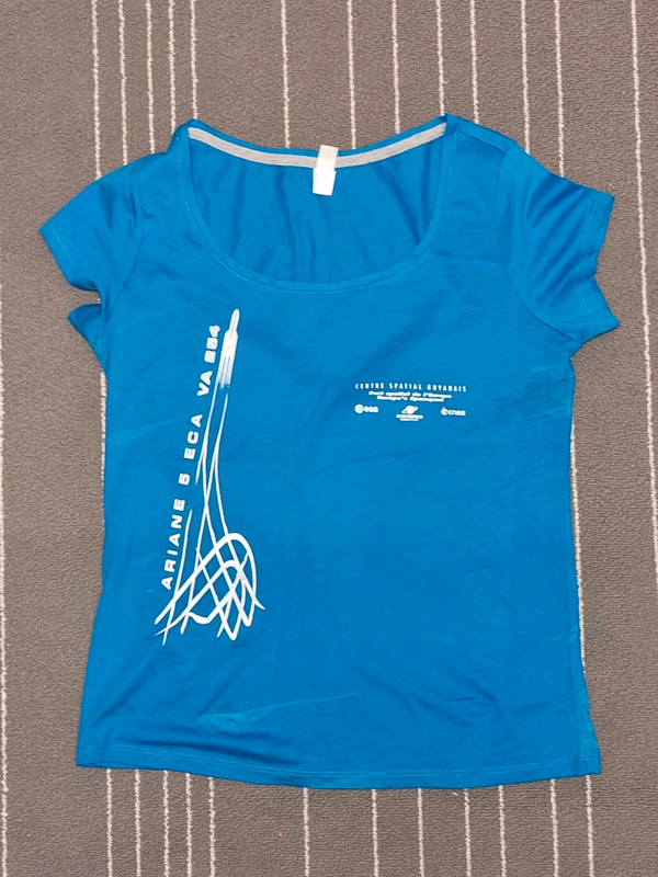 Airbus Satellite Campaign T-shirt - Vinted