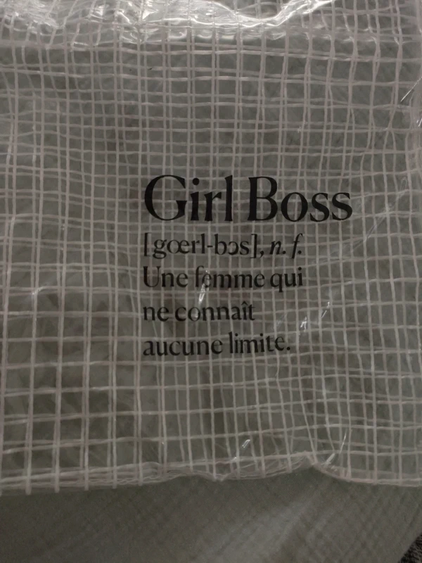 Tôt bag girl boss en excellent état 1 euro - photo numéro 3