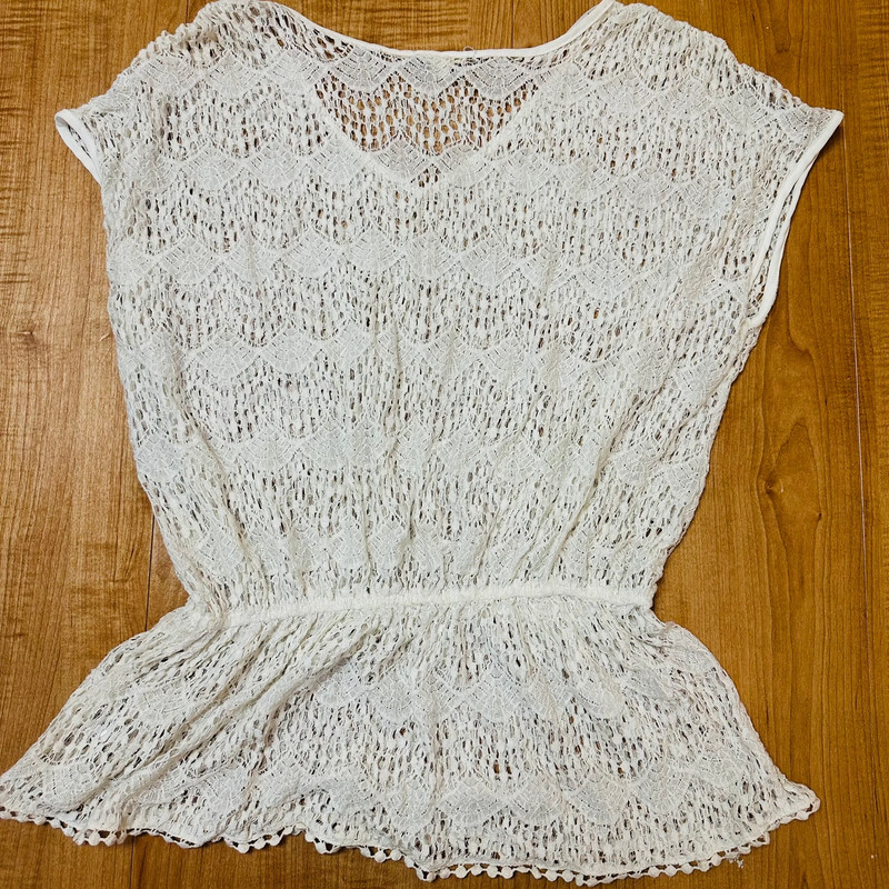 Pleione White Womens Size L Short Sleeve Cinched Waist “Snowflake” Design Blouse 3