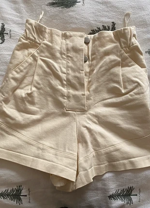 Zara ecru denim Bermuda shorts, brand: Zara, condition: Very good, size: XS / UK 4-6, £5.00, £5.95 includes Buyer Protection