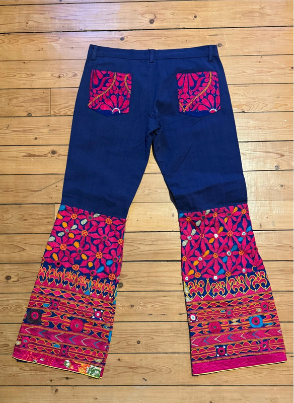 Pantalon brodé 5