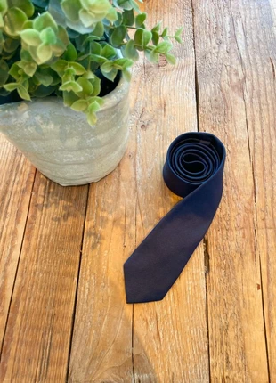 Cravate slim, condizioni: Ottime, €15.00, €16.45 include la Protezione acquisti