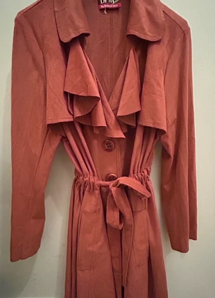 Trench rose framboise en suédine (effet daim) taille L - XL, marque: DPM By Depech Mod, état: Neuf sans étiquette, taille: L / 40 / 12, 13,00 €, 14,35 € Protection acheteurs incluse