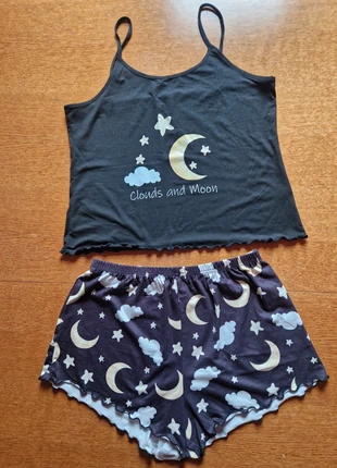 kurzer Schlafanzug, merk: Sonstiges, staat: Heel goed, maat: L / 40 / 12, € 3,50, € 4,38 inclusief Kopersbescherming