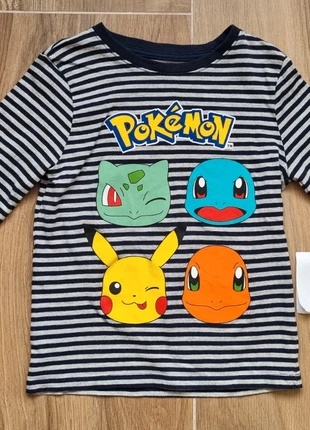 Langemouwen short Pokemon (C&A - 116,valt als 110), marque: C&A, état: Très bon état, taille: 5 ans / 110 cm, 1,50 €, 2,28 € Protection acheteurs incluse