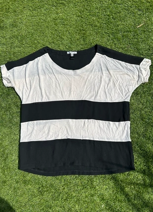 Tee shirt MANGO taille M, marque: Mango, état: Très bon état, taille: M / 38 / 10, 6,00 €, 7,00 € Protection acheteurs incluse