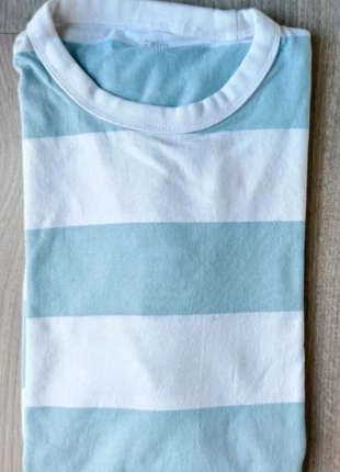 T-shirt Celio taille S bande bleu ciel et blanc, marke: Celio, zustand: Sehr gut, größe: S, 2,00 €, 2,80 € inklusive Vinted-Käuferschutz