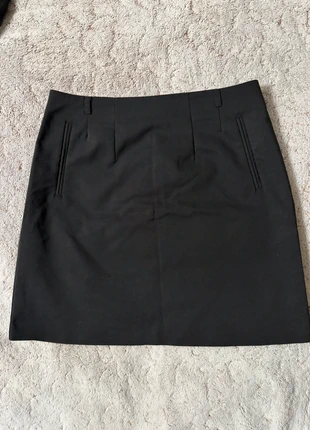 Jupe courte tailleur noire taille haute H&M 40, brand: H&M, condition: Very good, size: L / 40 / 12, €3.00, €3.85 includes Buyer Protection