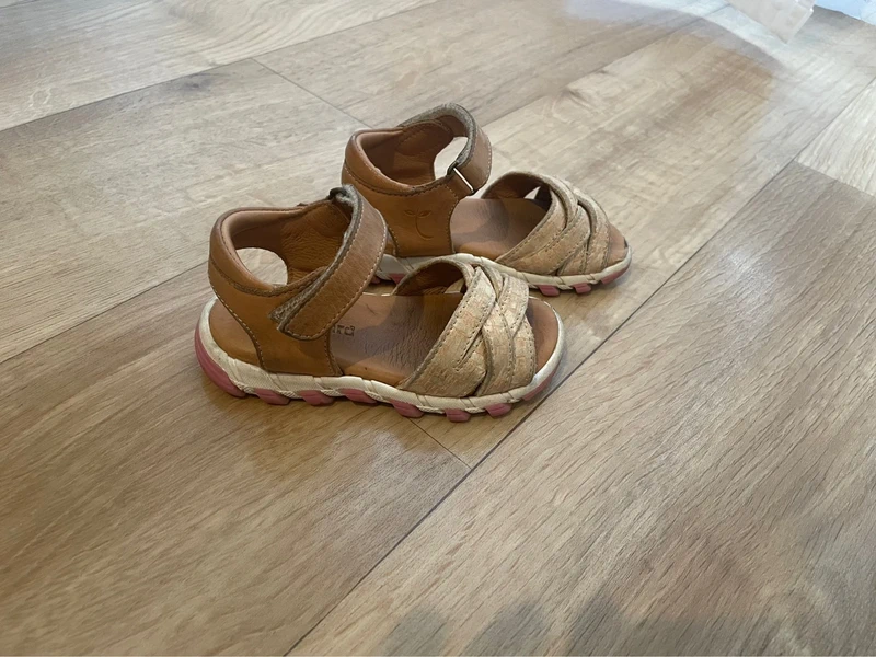 Sandales - photo numéro 2