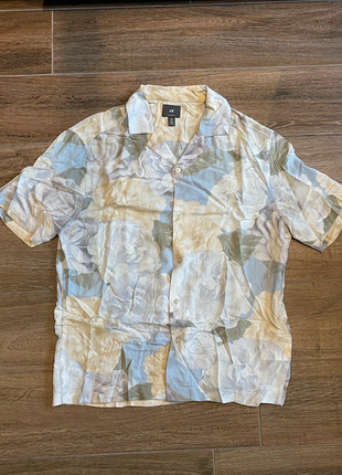 H&M - Freizeithemd Blumen Motiv - Beige gemustert - S - Herren/Unisex, marque: H&M, état: Bon état, taille: S, 2,00 €, 2,80 € Protection acheteurs incluse