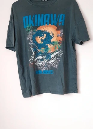 T-shirt large Okinawa, merk: Jennyfer, staat: Heel goed, maat: S, € 5,00, € 5,95 inclusief Kopersbescherming