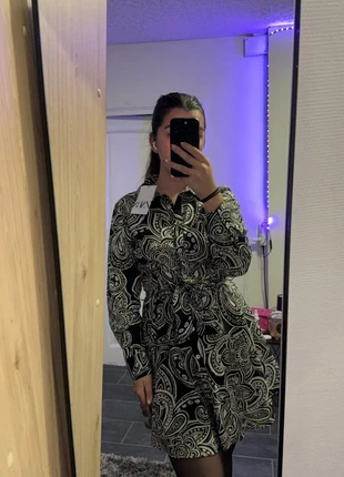 Robe chemise , marke: Zara, zustand: Neu, mit Etikett, größe: S / 36 / 8, 13,00 €, 14,35 € inklusive Vinted-Käuferschutz