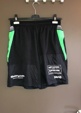 voetbalshort , estado: Muito bom, tamanho: XL, €2.00, €2.80 inclui Proteção do Comprador